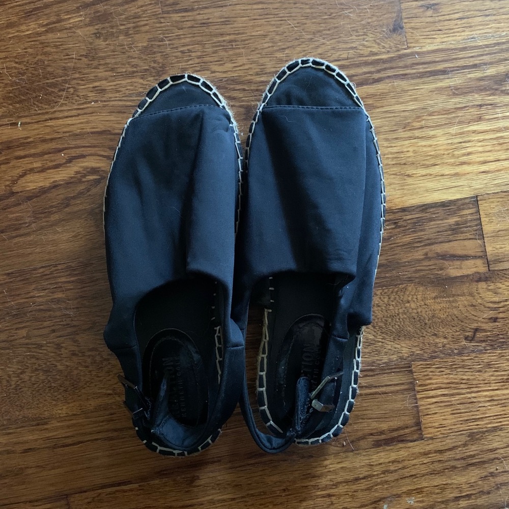 Espadrille slides